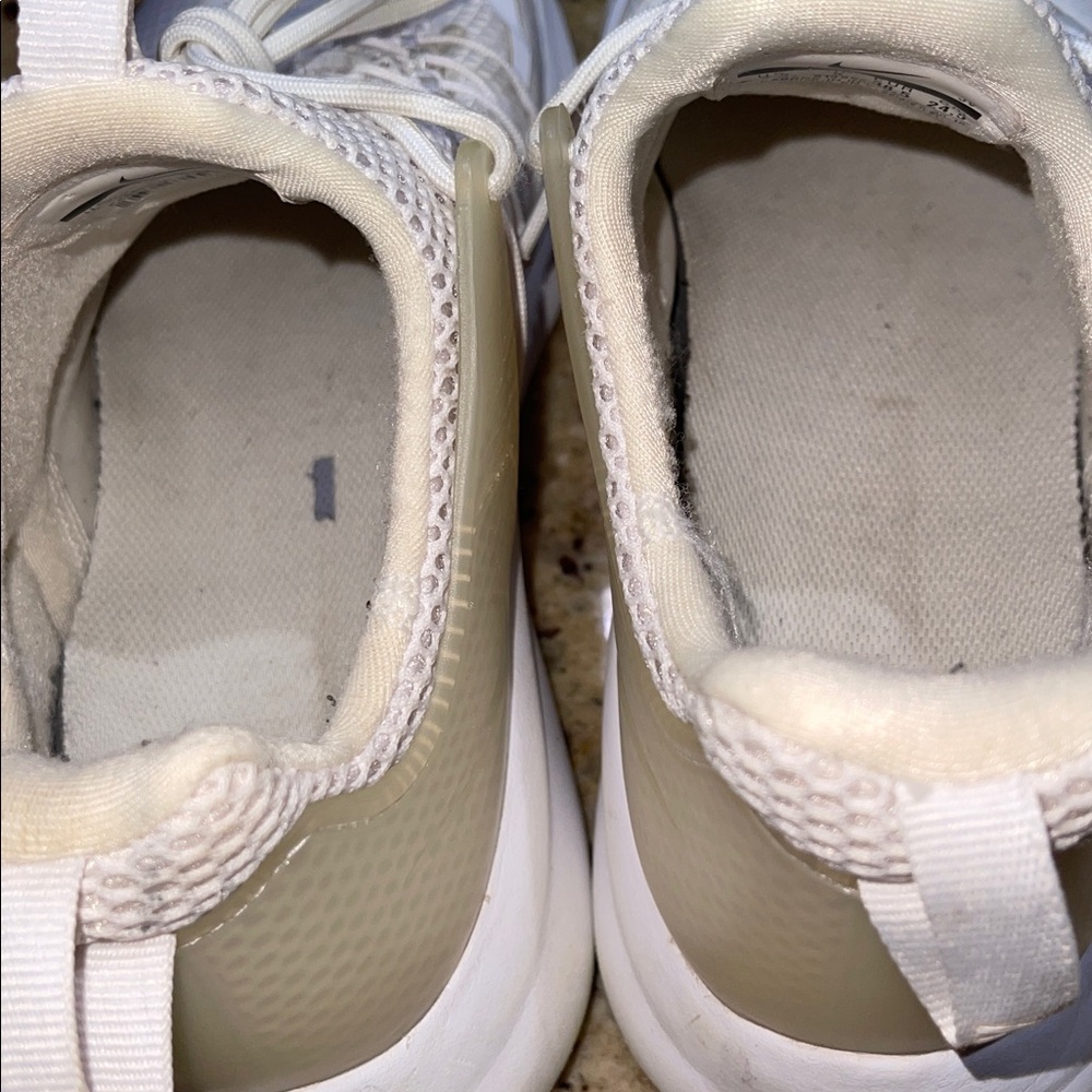 Nike Darwin - Picture 9 of 10